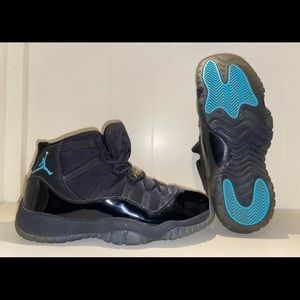 Size 8 womens /6.5 Jordan 11 Retro Gamma Blue 2013 no original box -small scuffs